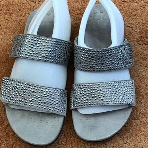 Vionic Samoa Gray Metallic Silver Adjustable Straps Slides Sandals Woman Size 11